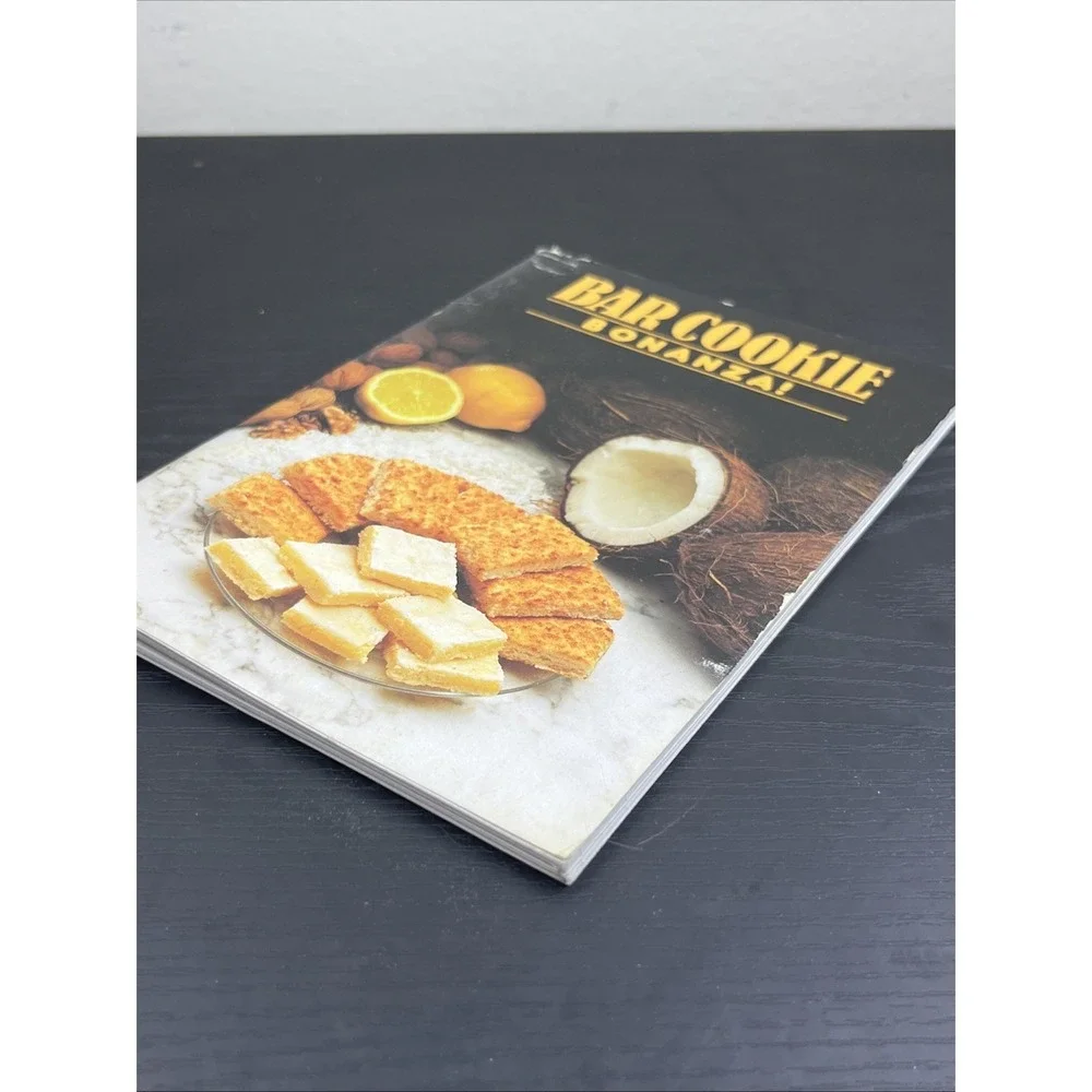 Bar Cookie Bonanza Vintage Cookbook Chocolate Snack Dessert‎ Recipes Book